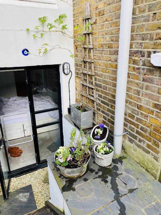 Stunning, Stylish Garden Flat In The Heart Of Wimbledon Apartament *