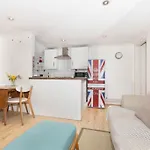 Stunning, Stylish Garden Flat In The Heart Of Wimbledon